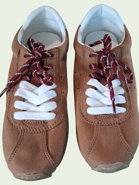 Mens Brown Suede Sneakers Gum Sole Retro Minimalist Casual Shoes Lace Up